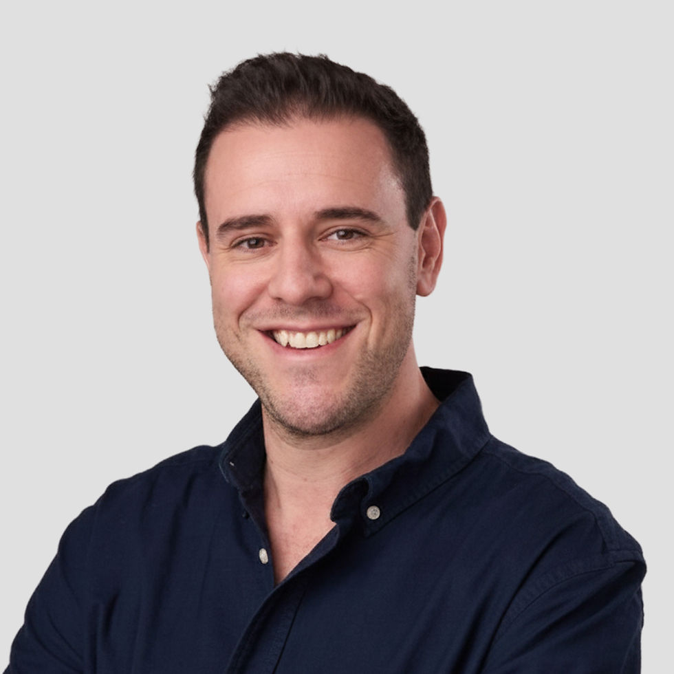 Yossi Fest headshot