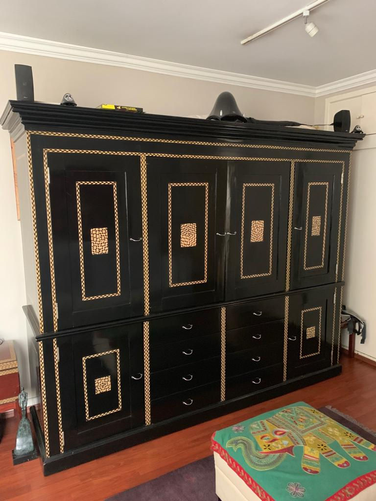 Miniatura: Black wardrobe