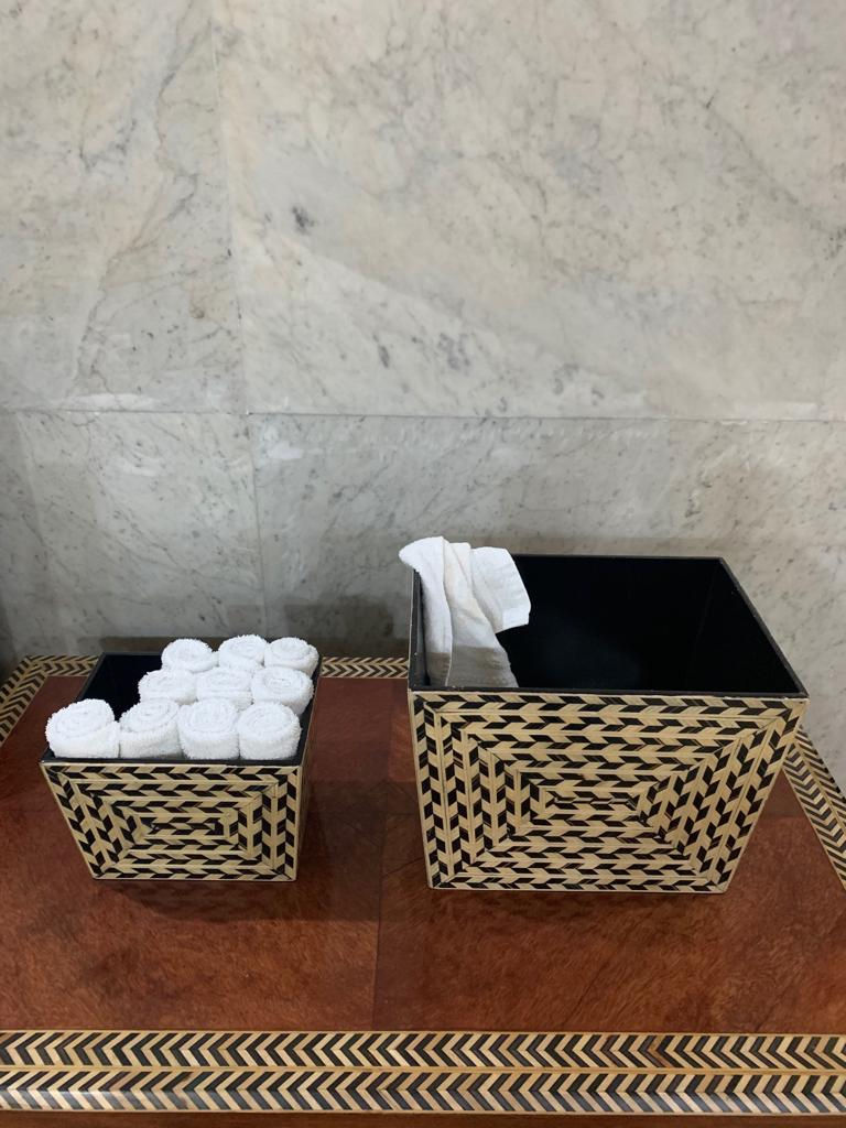 Miniatura: Towel Box