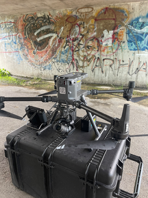 DJI Matrice 350 mit Zenmuse P1 auf Koffer