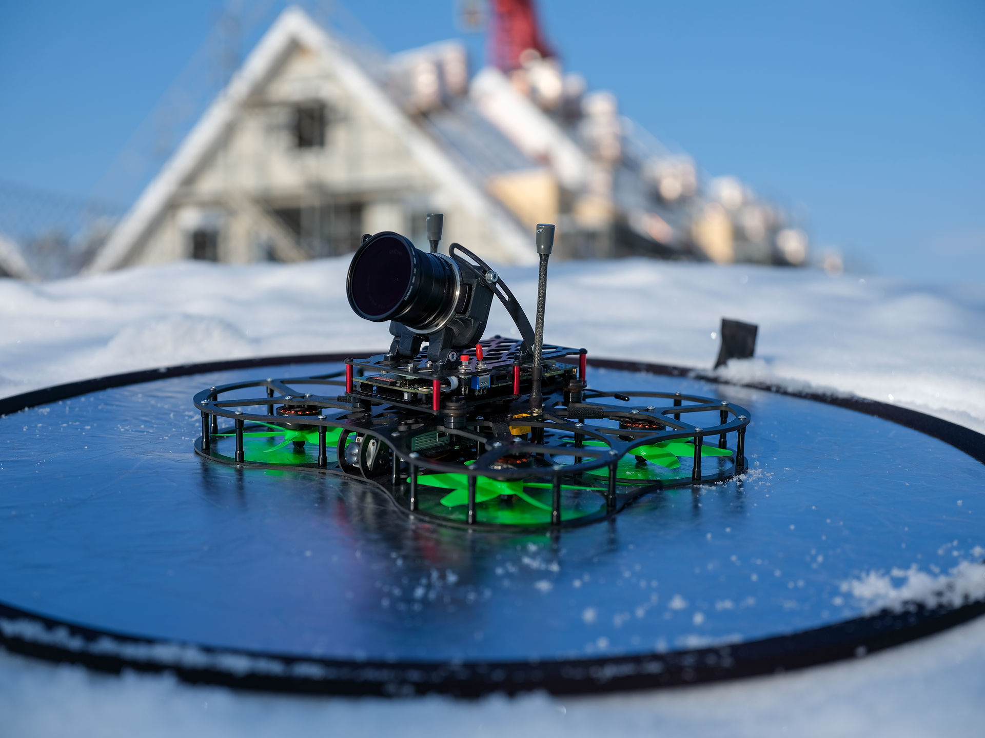 FPV Drohne mit Blackmagic 4K 