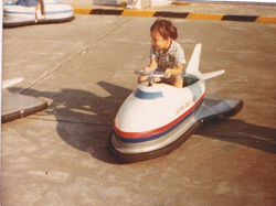 Kenny 1975_edited.jpg