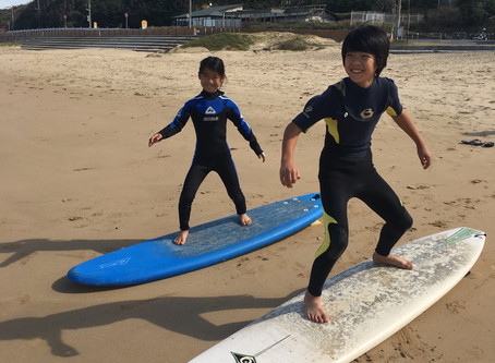 本日は山口から中1兄チャンと小学3年妹の兄妹スクールでした、波にもしっかり乗れてました、遠い所からお疲れ様でした、またお待ちしてます。🏄♀️🤙😃
