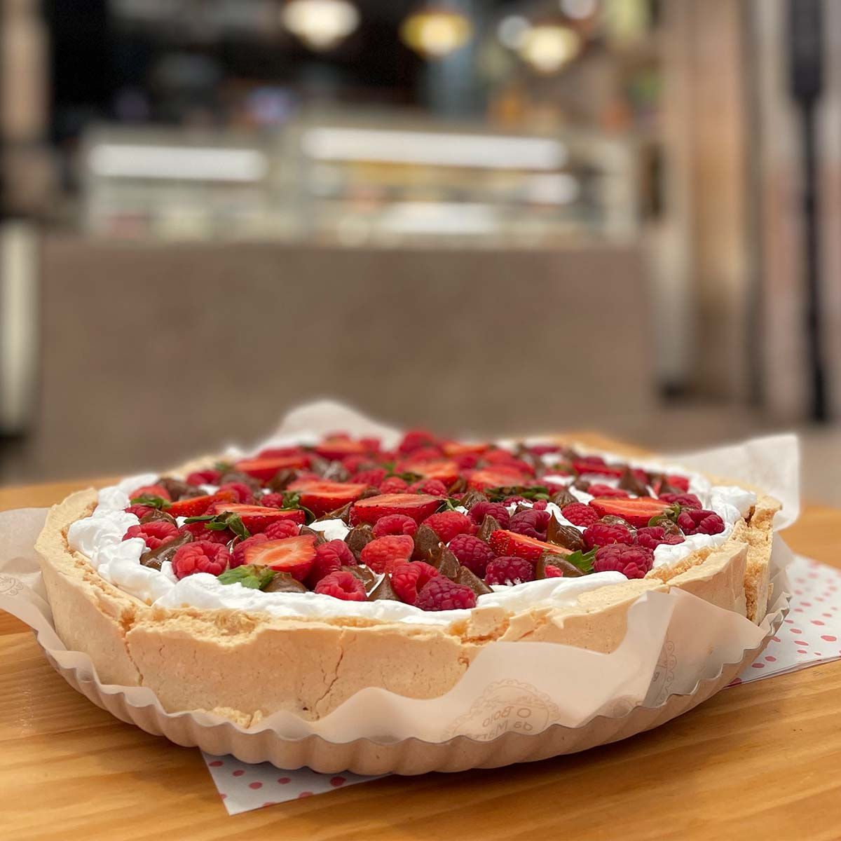 PAVLOVA DE DOCE DE LEITE