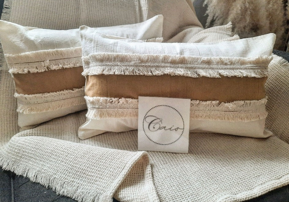 COMBO 2 Almohadones Tusor 50x30 con Manta Waffle 1.50x1.10 Mts.