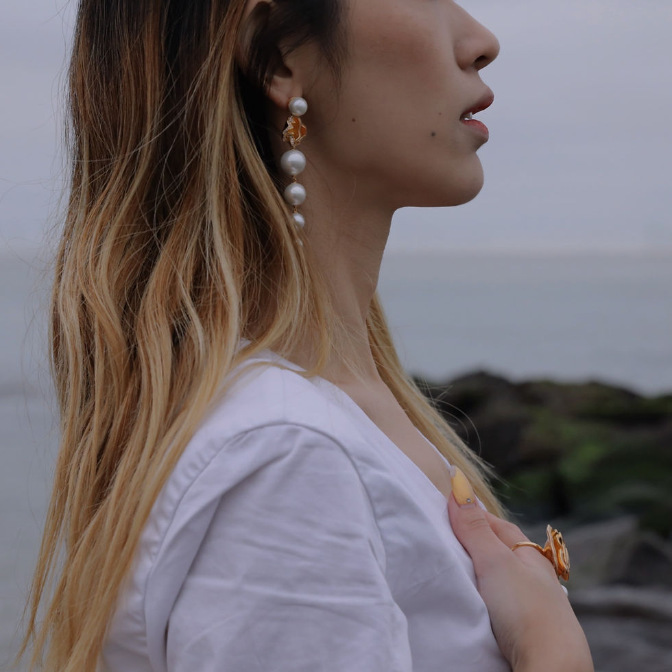 Thumbnail: Quintessence Swing Pearl Earrings