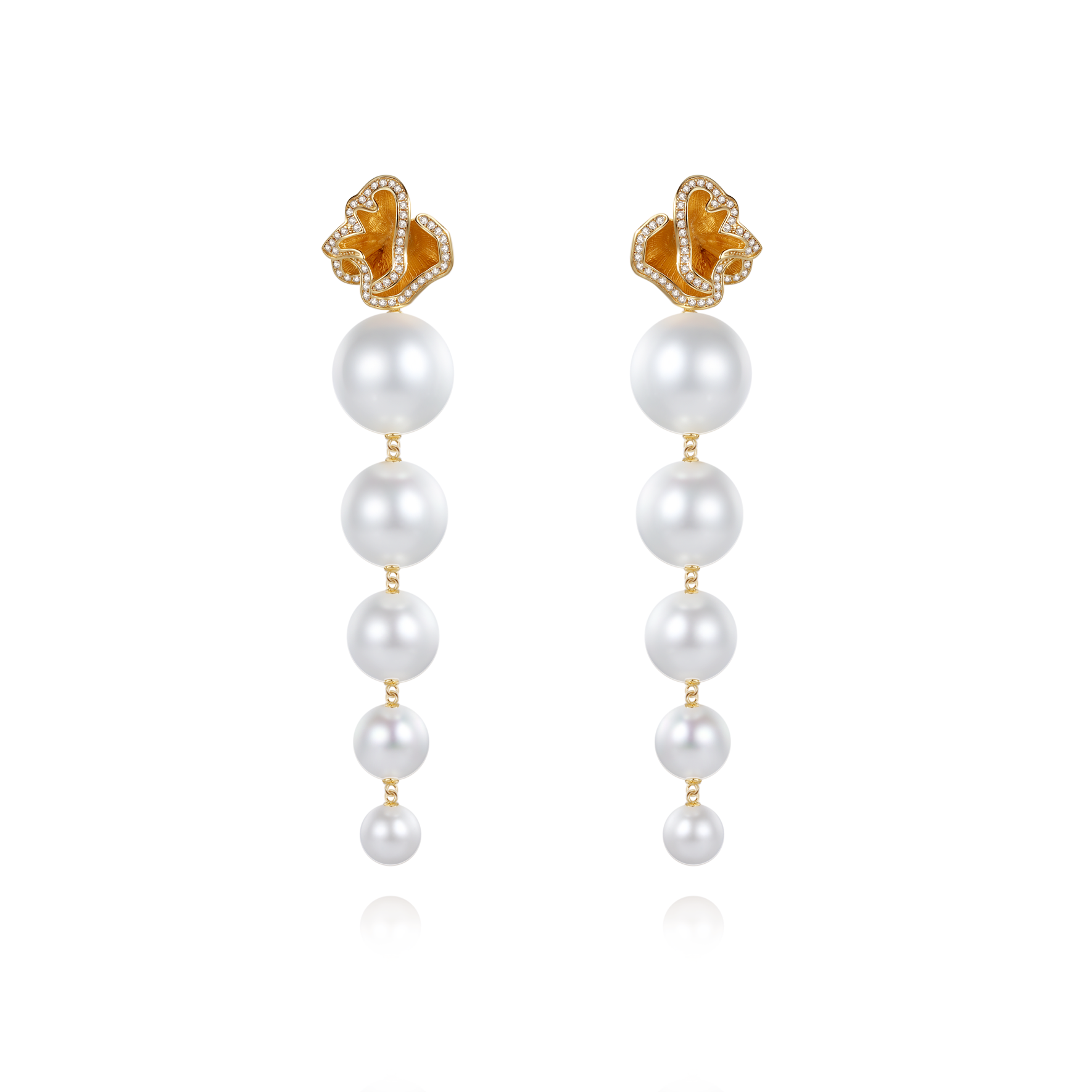 18k Gold - Quintessence Swing Pearl Earrings