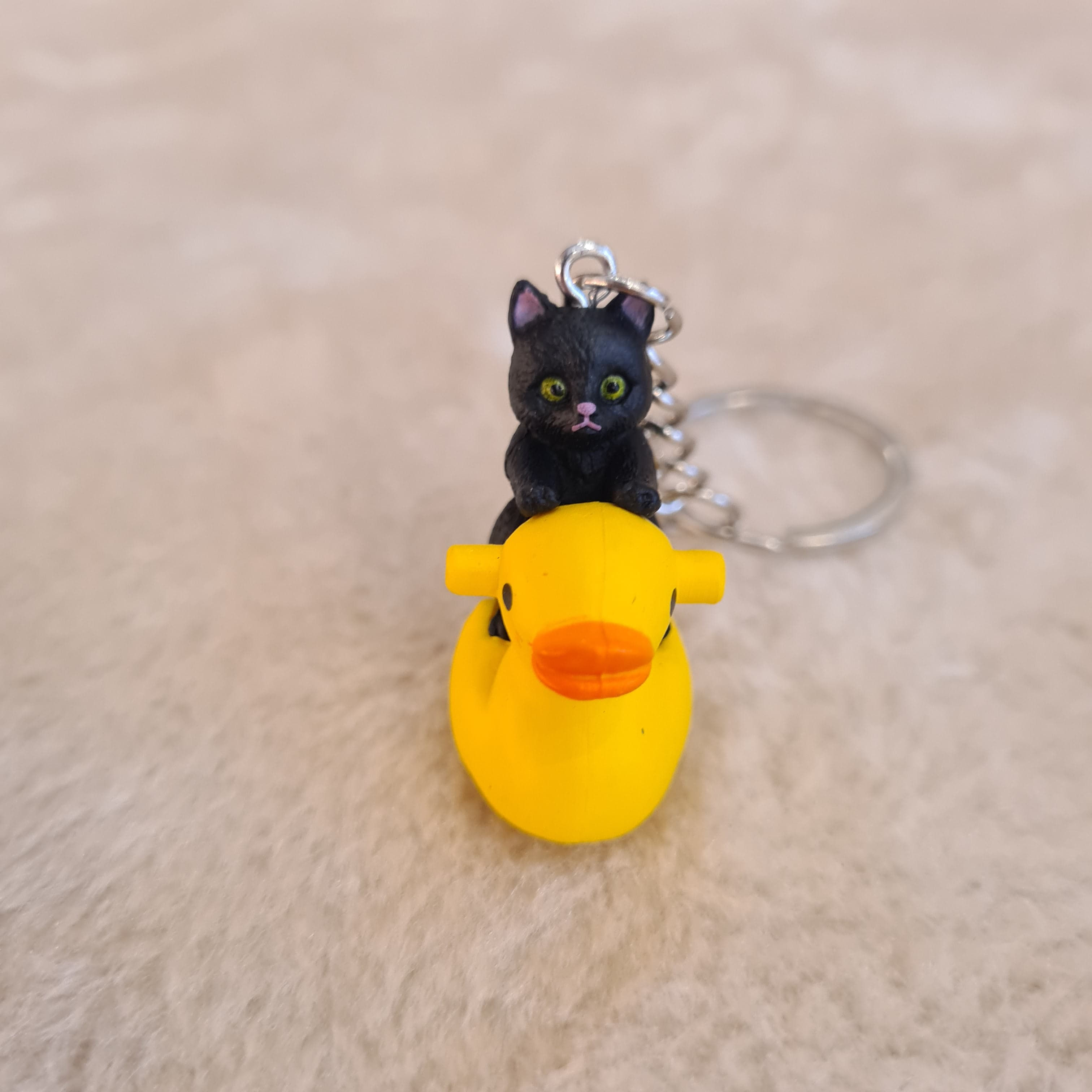 Chaveiro Gatinho Preto e Pato