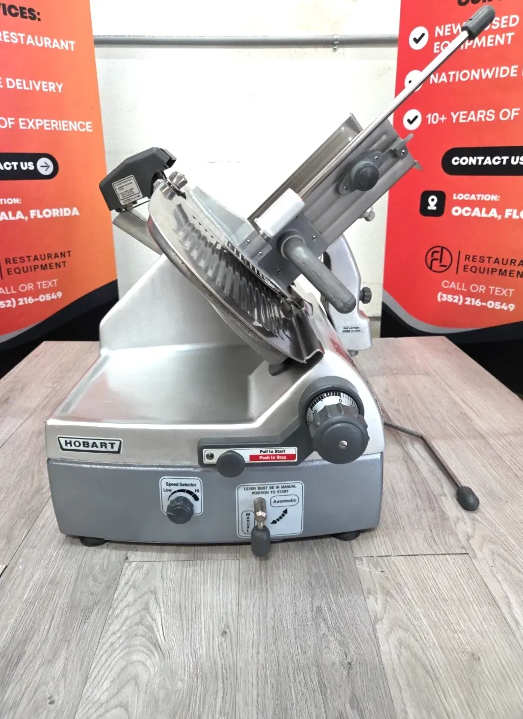 2912 HOBART Slicer 12" Automatic or Manual With Sharpener