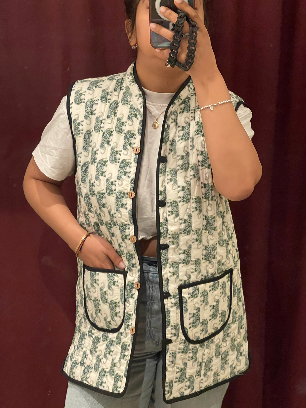 Thumbnail: Reversible Cotton Vest – White & Red