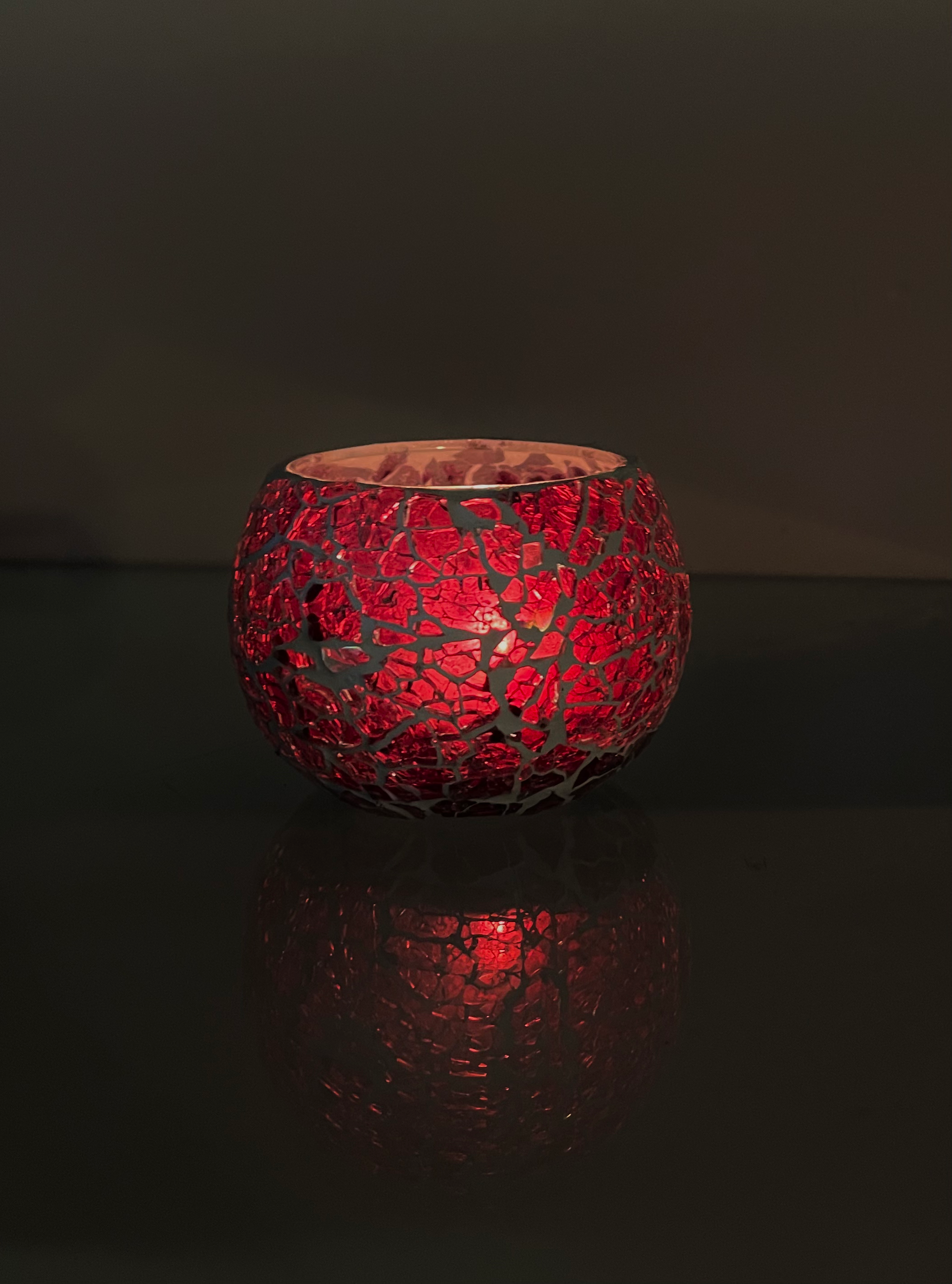 Crushed Tea Light Stand - RED