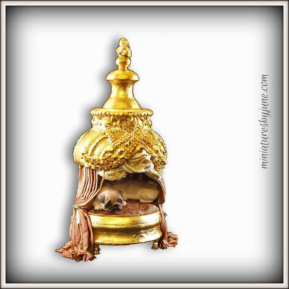 Miniatura: Royal Pooch Bed- Made to order