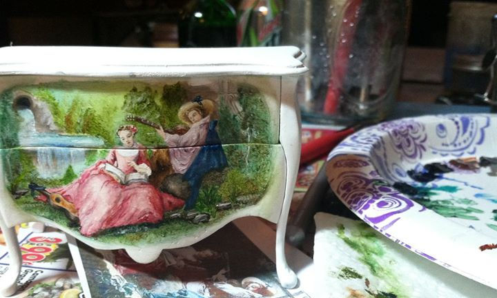 Miniatura: Hand painted chest- Made to order