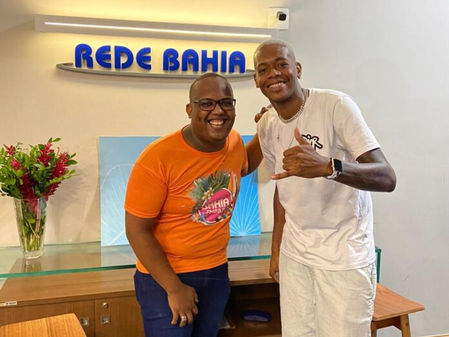 Yan Gil é a atração do “Que Resenha” do Atitude deste domingo