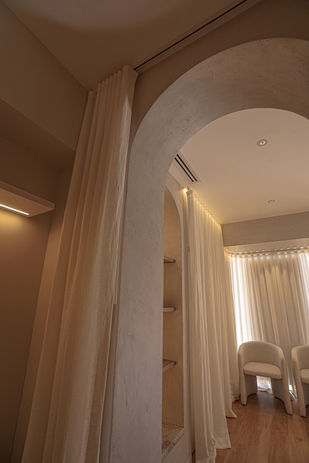 white microcement by raw surfaces