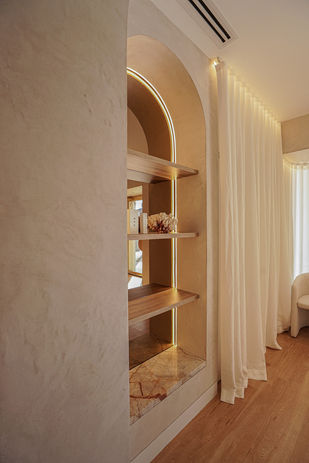 white microcement by raw surfaces