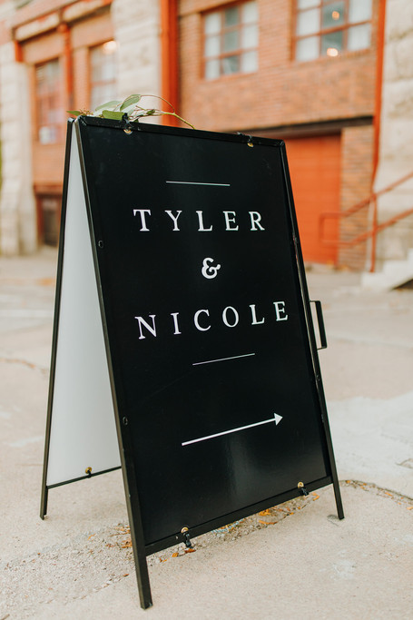 Nicole+_+Tyler+-+Married+-+Nathaniel+Jensen+Photography+-+Omaha+Nebraska+Wedding+Photograp