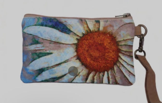 Daisy Wristlet
