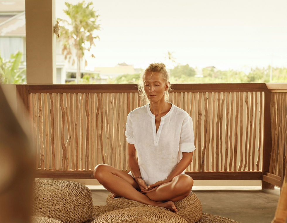 woman practicing somatic experiencing