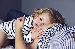 maternité massage pénatal