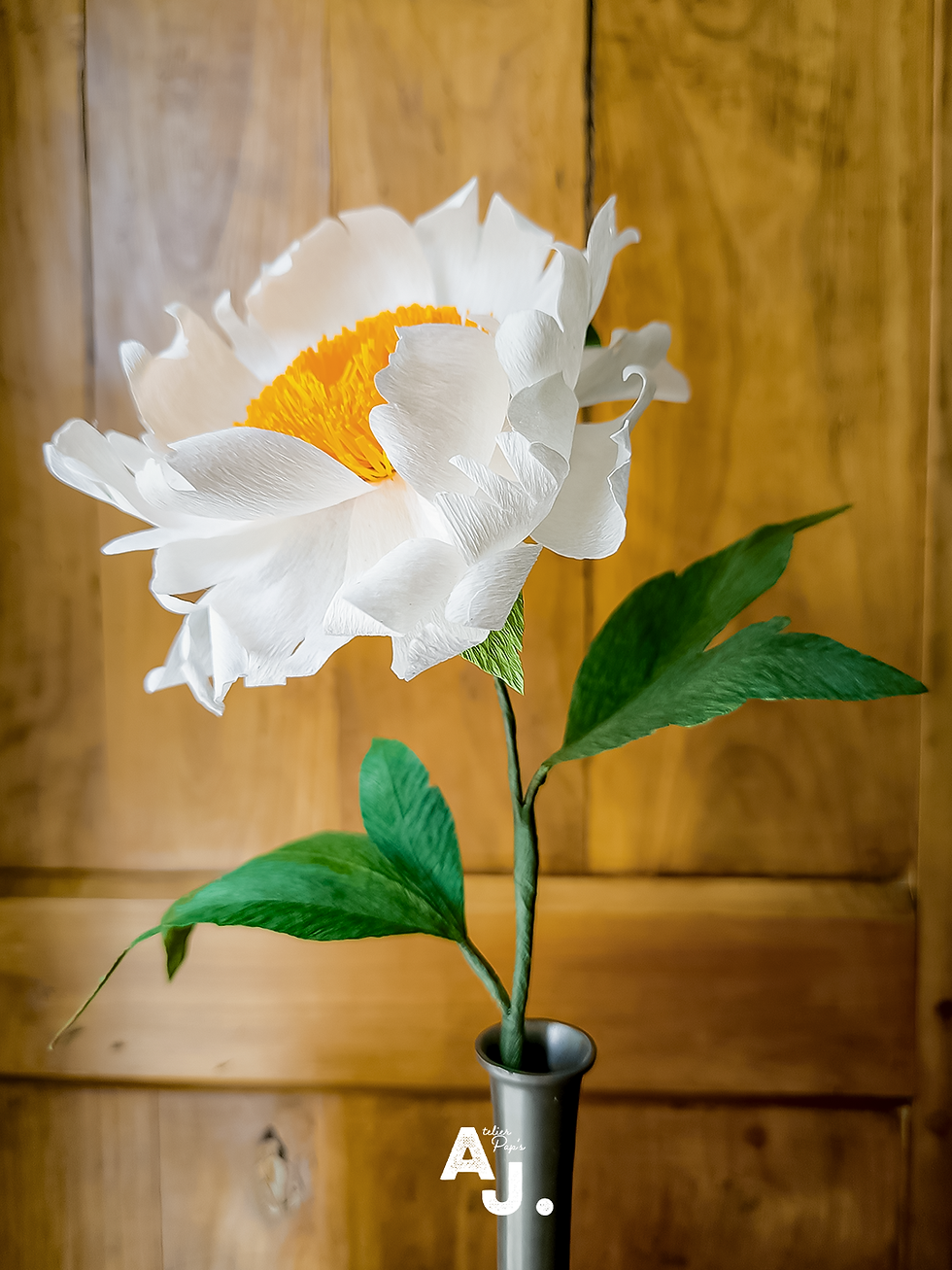 Pivoine Claire de Lune en papier ©Audrey Jouve