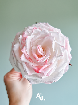 Noeud papillon en papier découpé artisanale