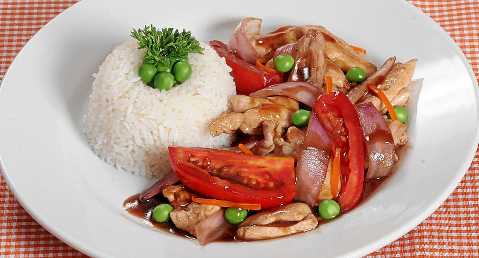 POLLO SALTADO