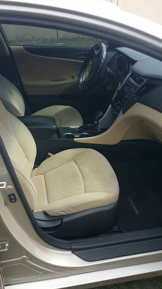 Thumbnail: 2011 Hyundai Sonata GLS Sedan 4D