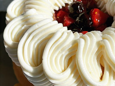 Guncles Gluten Free Vivacious Vanilla Mini Bundt Cake