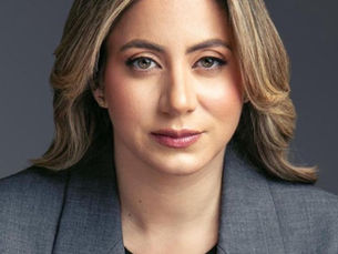 Gloria Reyes asume como nueva Ministra de la Mujer en reorganización gubernamental