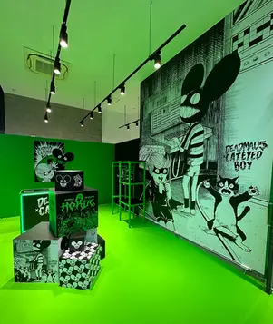 漫画家×アーティスト 原宿 POP UP STORE