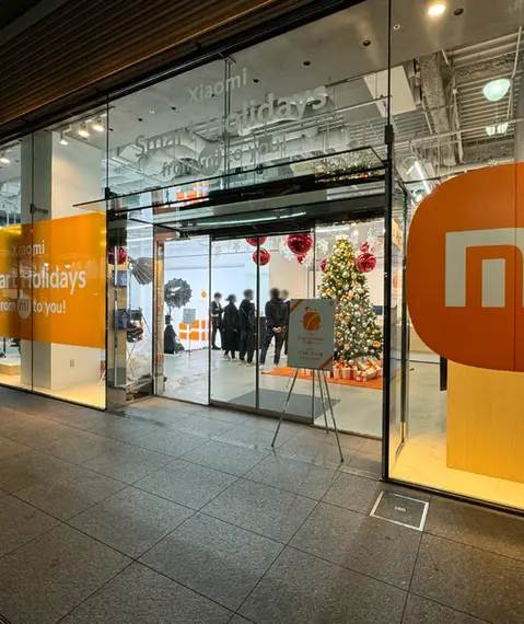 スマートフォンメーカー 体験型 POP UP HzSHIBUYA