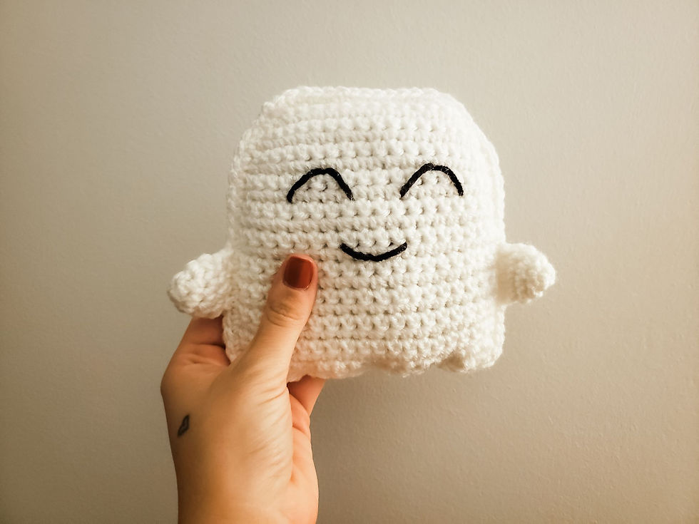 The small size of this crochet ghost cuddler is perfect for cuddles and also whips up quickly!