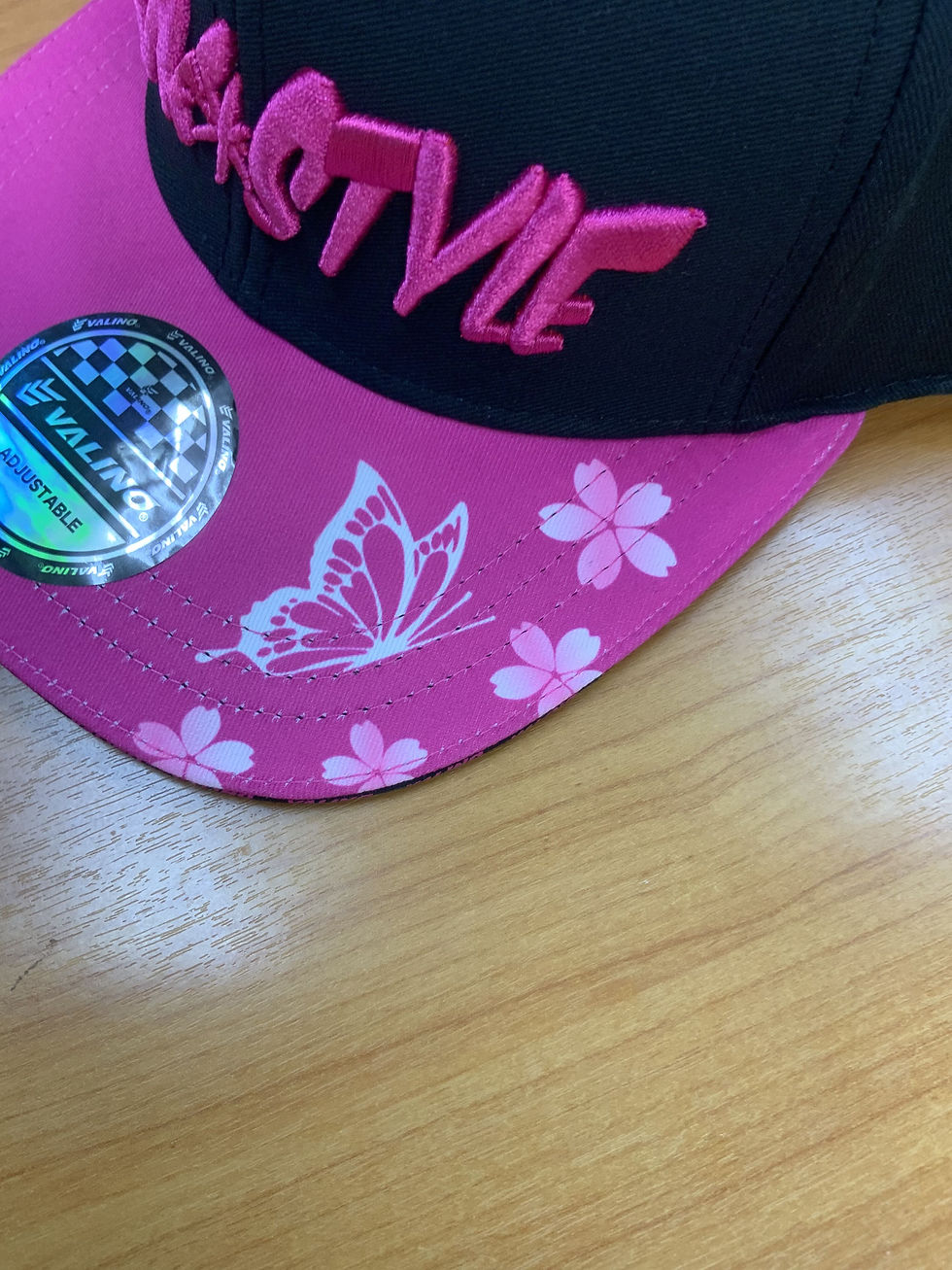 VALINO x Pink Style CAP | www.valinotires.com