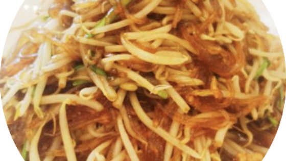 V11. 豆芽炒粉 Gebratene Sojasprossen mit Glasnudel