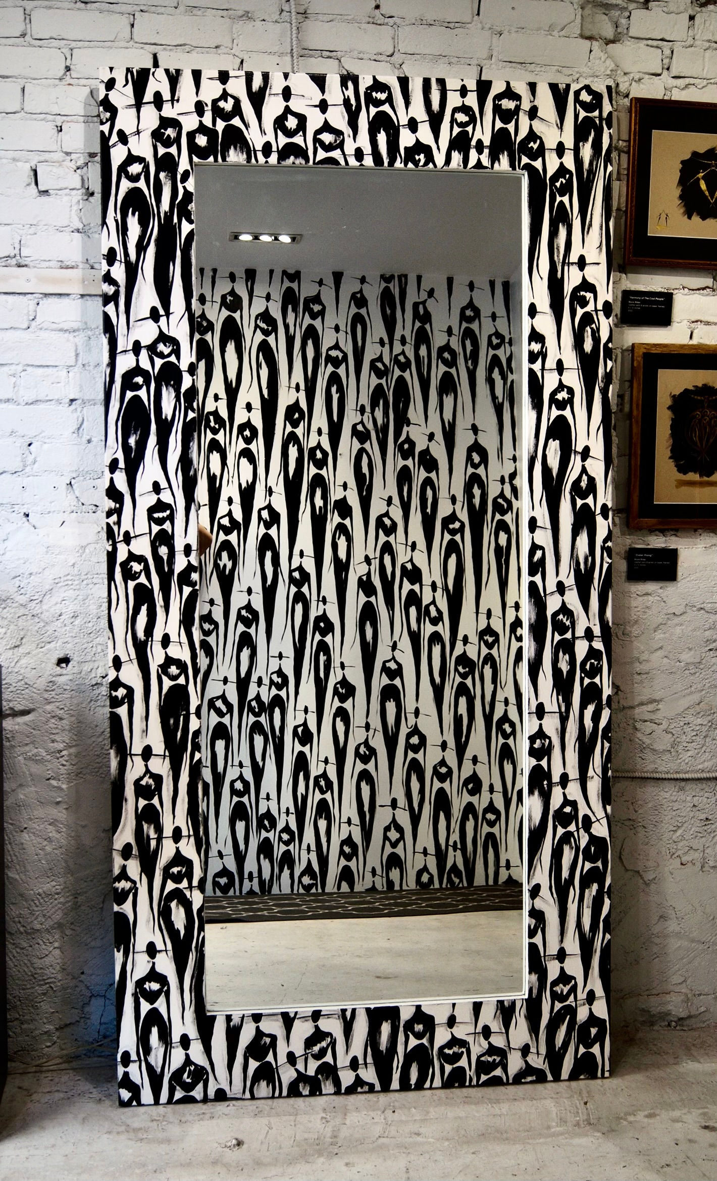The Cool People - Ascend Mirror (Black/White)
