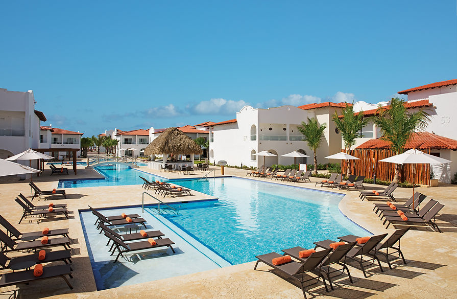 A Taste Of Paradise Travel - Pool 