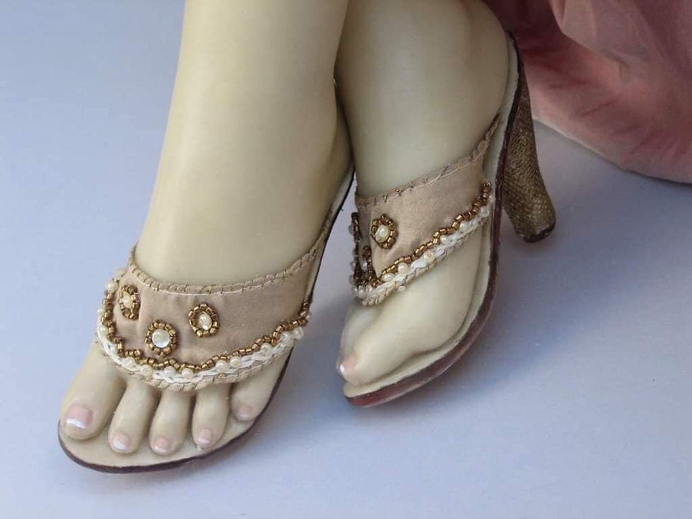 Thumbnail: THOUSAND BEAUTY