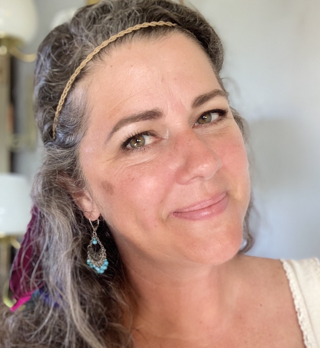 Writer: Elizabeth Anne White