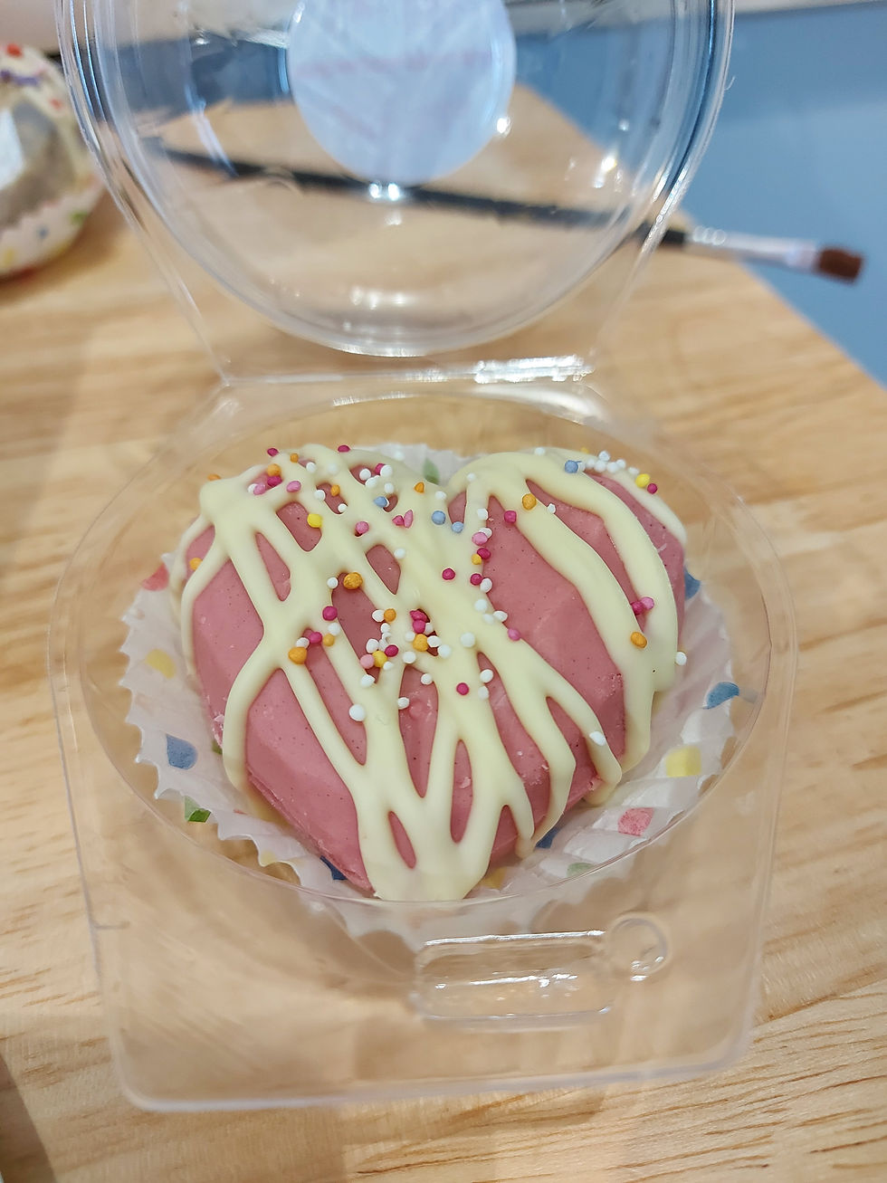 Thumbnail: 4 Love Heart Hot Choccy Bombs