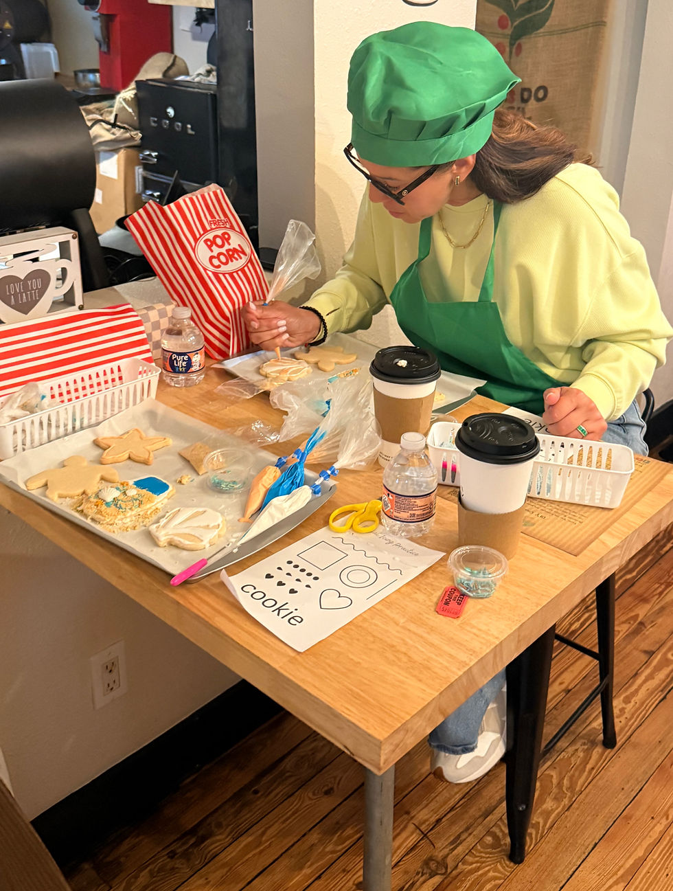 Veterans Day Cookie Decorating Workshop @ Riverview, Coffee Tea & Books ( 1pm -3pm)