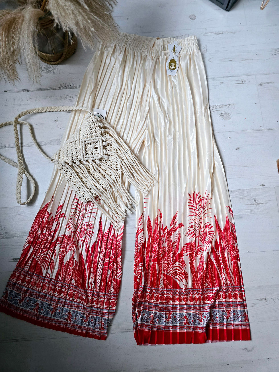 Thumbnail: Pleated Summer Trousers 