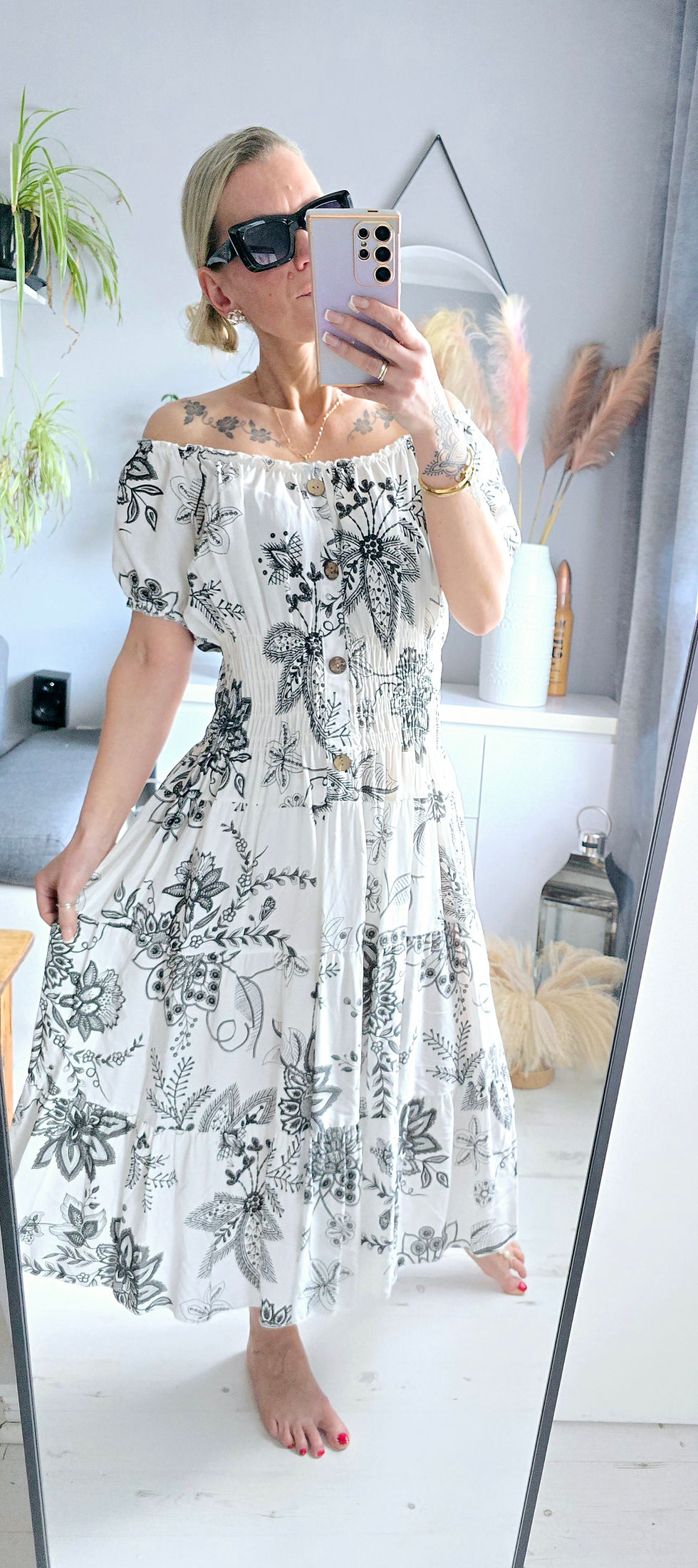 Thumbnail: Off Shoulder Summer Dress- black 