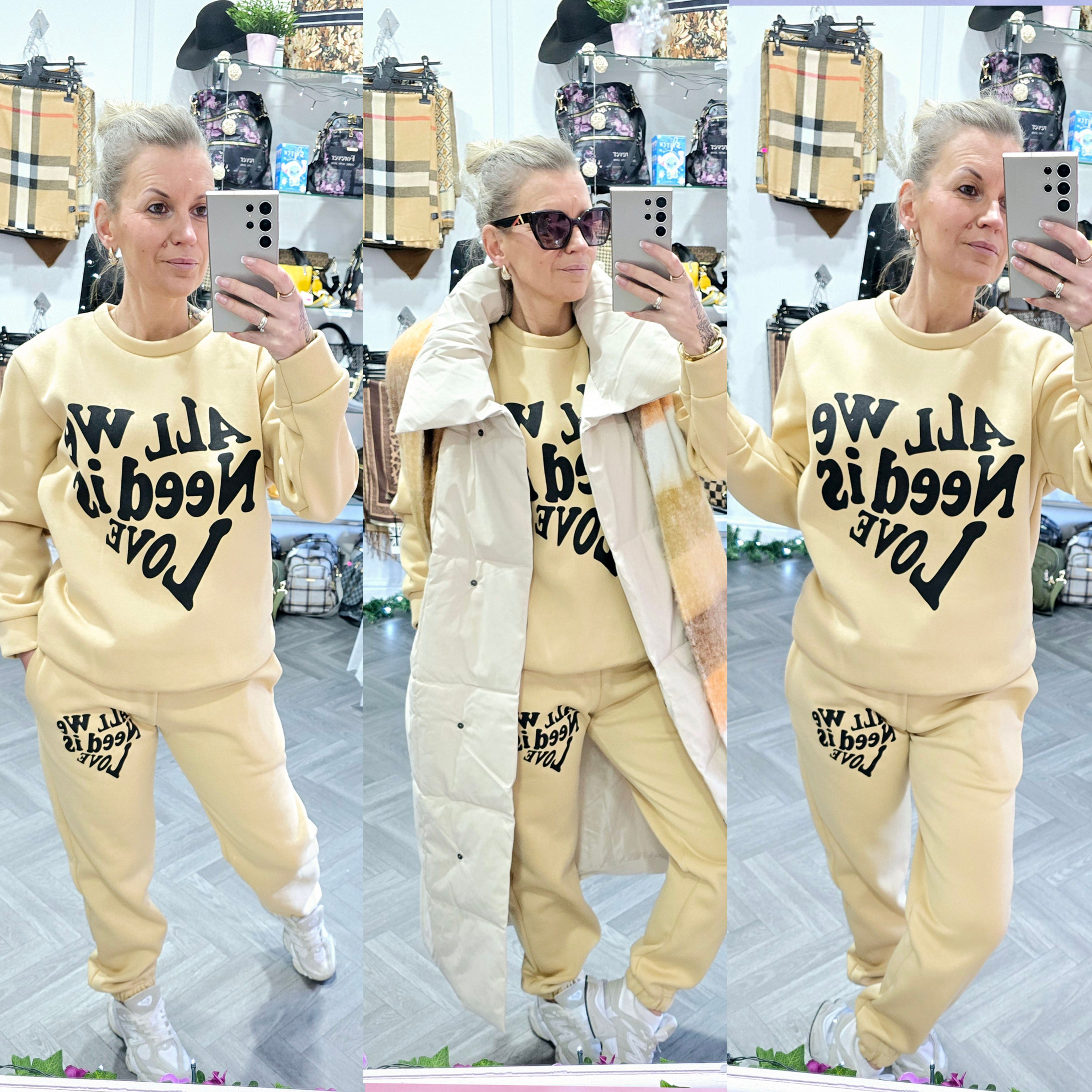 Slogan Print Top&Joggers Set- beige 