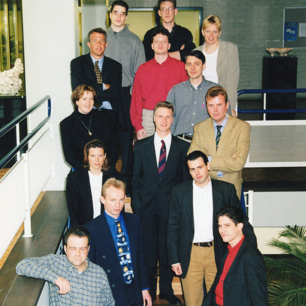 1998 04 2 april