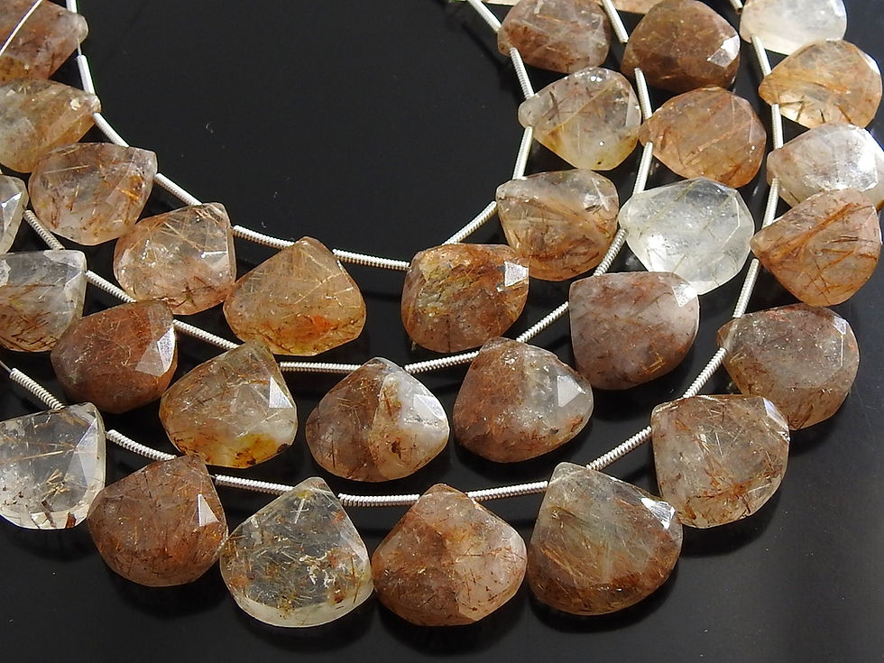 Küçük resim: Golden Rutile Quartz Faceted Heart Shape Teardrop