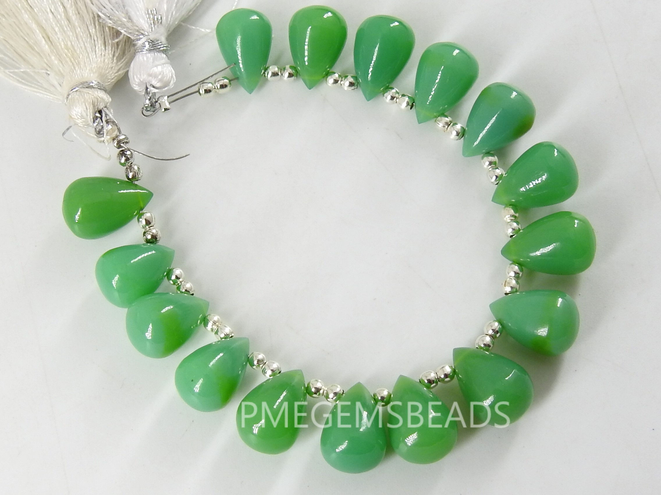 Chrysoprase Green Chalcedony Smooth Drop