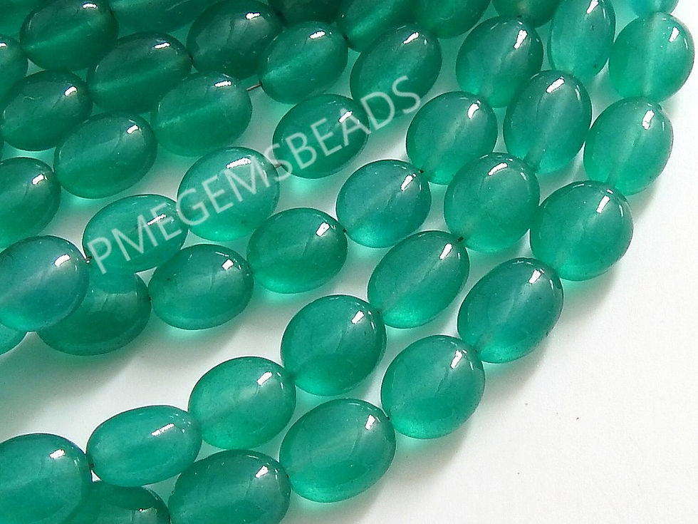 Emerald Green Quartz Smooth Oval Shape Tumble Nuggets Hydro Loose Stone