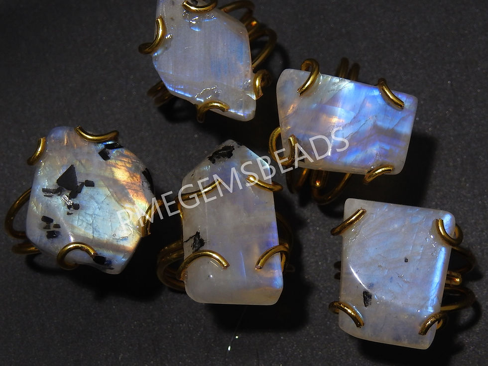 Миниатюра: White Rainbow Moonstone Smooth Cabochon 18K Gold Polished Copper Rings