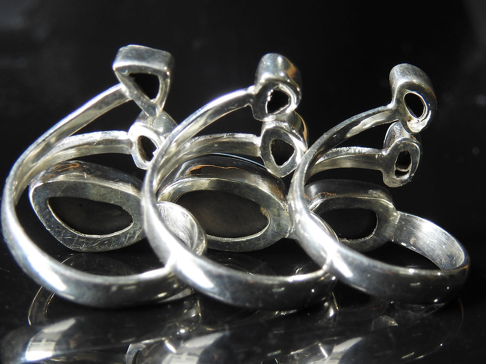 Miniature : Australian Doublet Opal Sterling Silver 3Stones Adjustable Ring